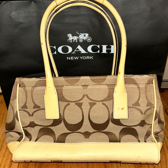 *Project* Coach Hampton Madeline Signature Satchel - Picture 5 of 8
